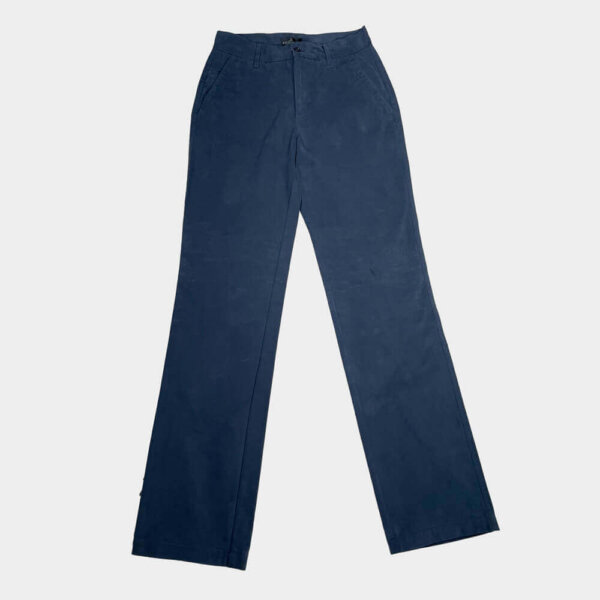 EJ Churchill  Chino Tros
