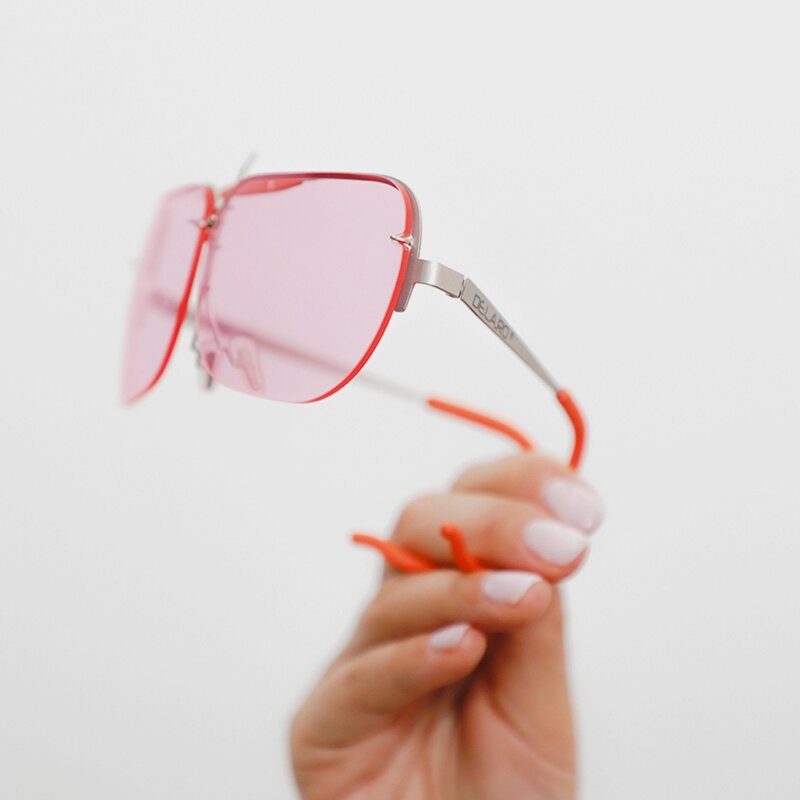 Delaro Pink 1 + Lens - Image 2